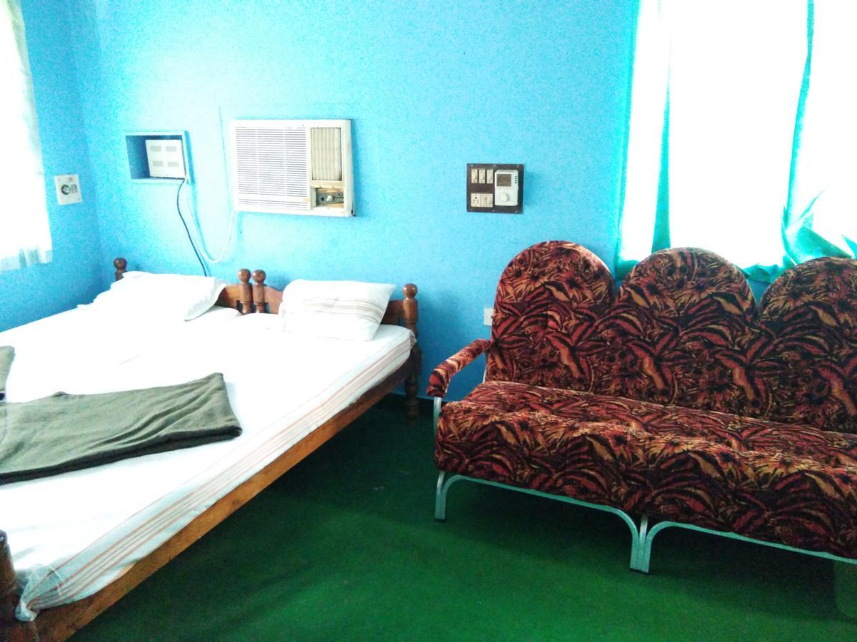 Hôtel Chakkalakkal Residency à Ambalavayal Extérieur photo
