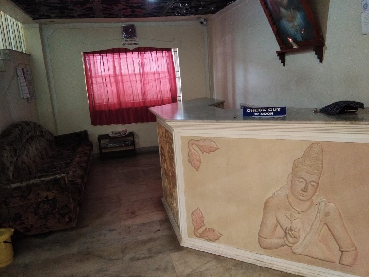 Hôtel Chakkalakkal Residency à Ambalavayal Extérieur photo
